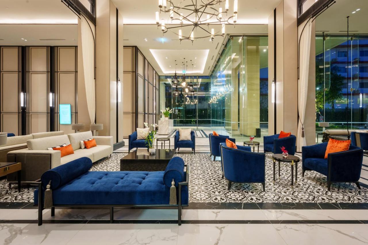 Somerset Pattaya Exterior foto The lobby of the hotel
